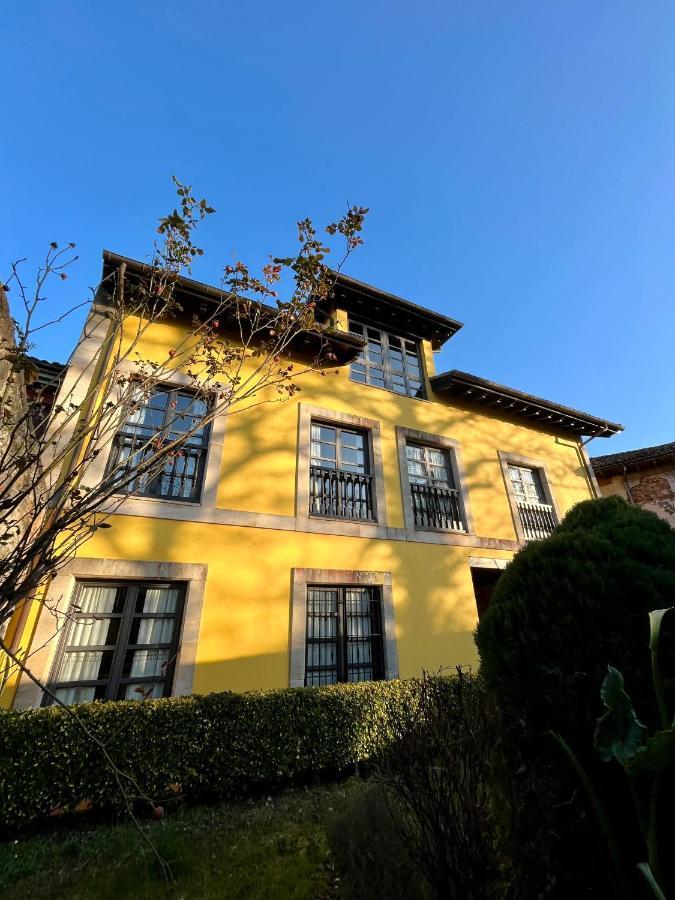 Apartamentos Turisticos Paseo De La Alameda Villaviciosa  Buitenkant foto