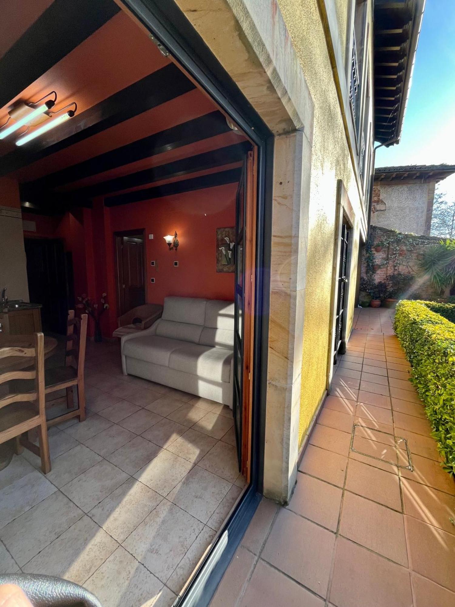 Apartamentos Turisticos Paseo De La Alameda Villaviciosa  Buitenkant foto